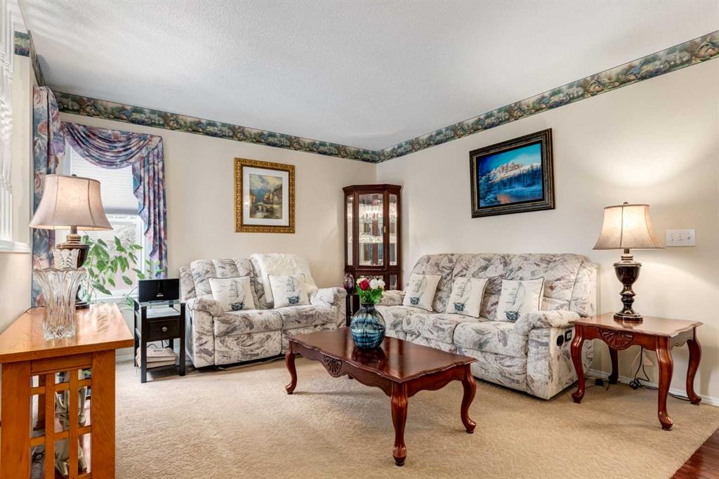 Fifth View of 191 Bridlewood Circle SW, Bridlewood, Calgary, Alberta, T2Y 3L2