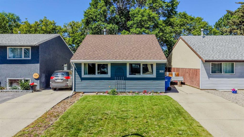 Second View of 1618 St. George Road N, St Edwards, Lethbridge, Alberta, T1H 5A1
