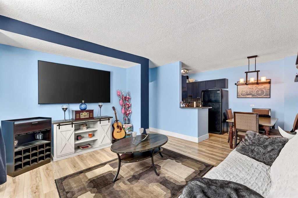 Fifth View of 102, 1312 13 Avenue SW, Beltline, Calgary, Alberta, T3C 0T3