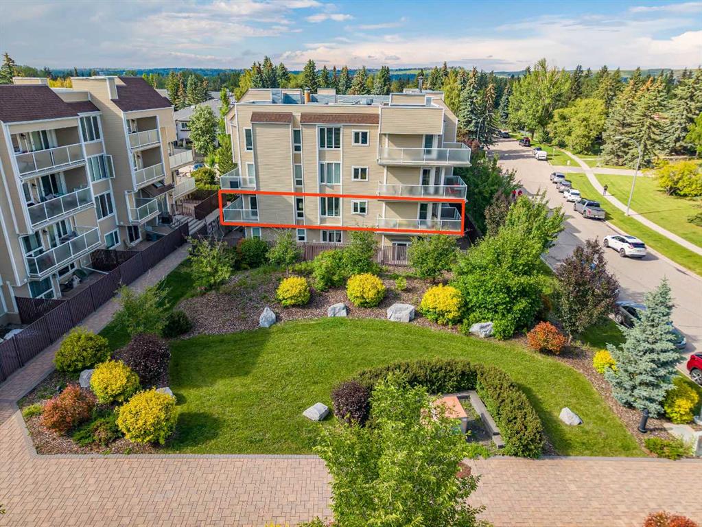 204, 3747 42 Street NW, A2326467, Alberta,