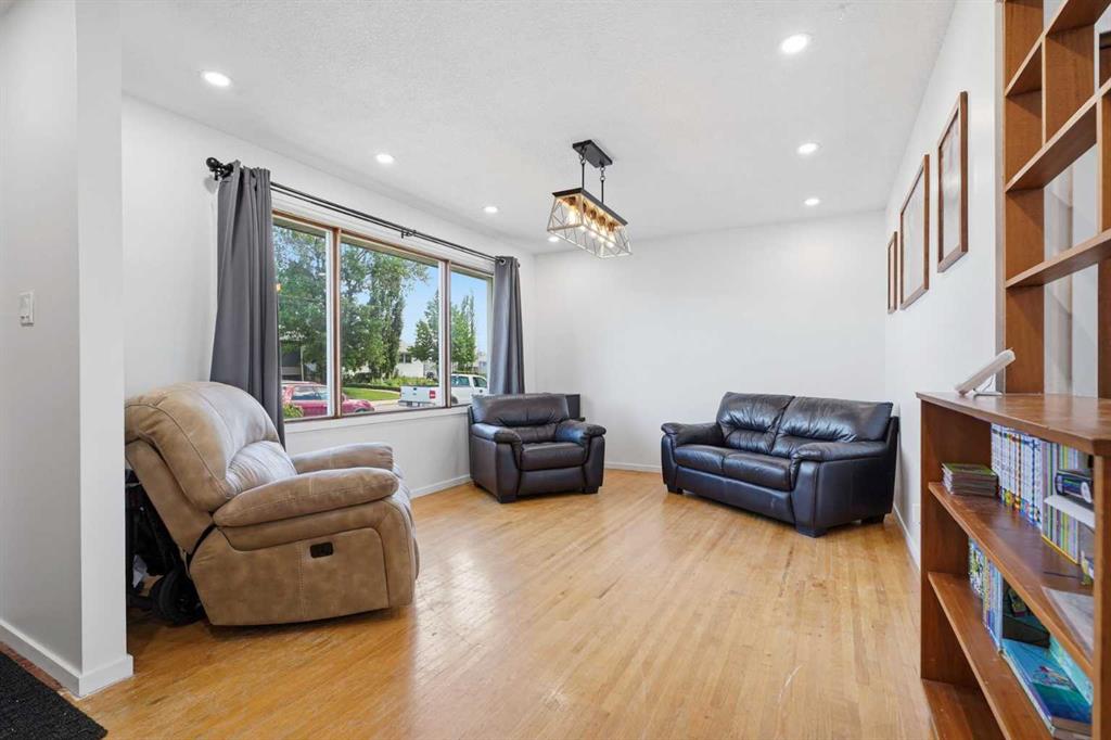 Third View of 22 Fir Street , Fairview, Red Deer, Alberta, T4N4Y2