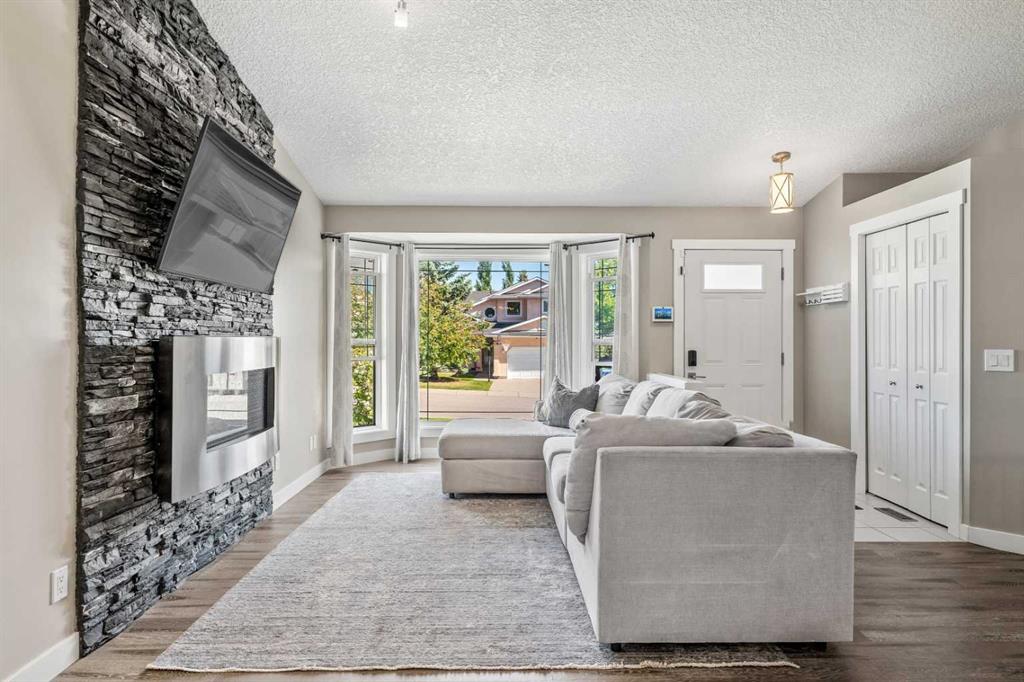 Fourth View of 78 Edgevalley Close NW, Edgemont, Calgary, Alberta, T3A 5E9