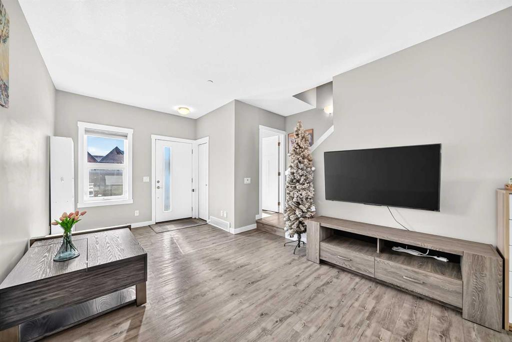 Fifth View of 193 Livingston Common NE, Livingston, Calgary, Alberta, T3P 1K1