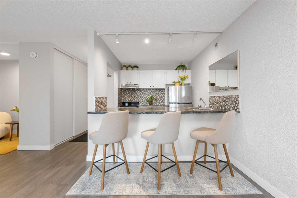 2003, 221 6 Avenue SE, A2326654, Alberta,