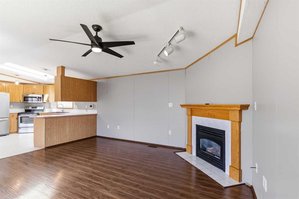 Fifth View of 448 Cree Road , Timberlea, Fort McMurray, Alberta, T9K 1Y6
