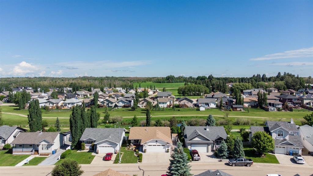 Fifth View of 4510 54A Avenue Crescent , Westpark Innisfail, Innisfail, Alberta, T4G1X8