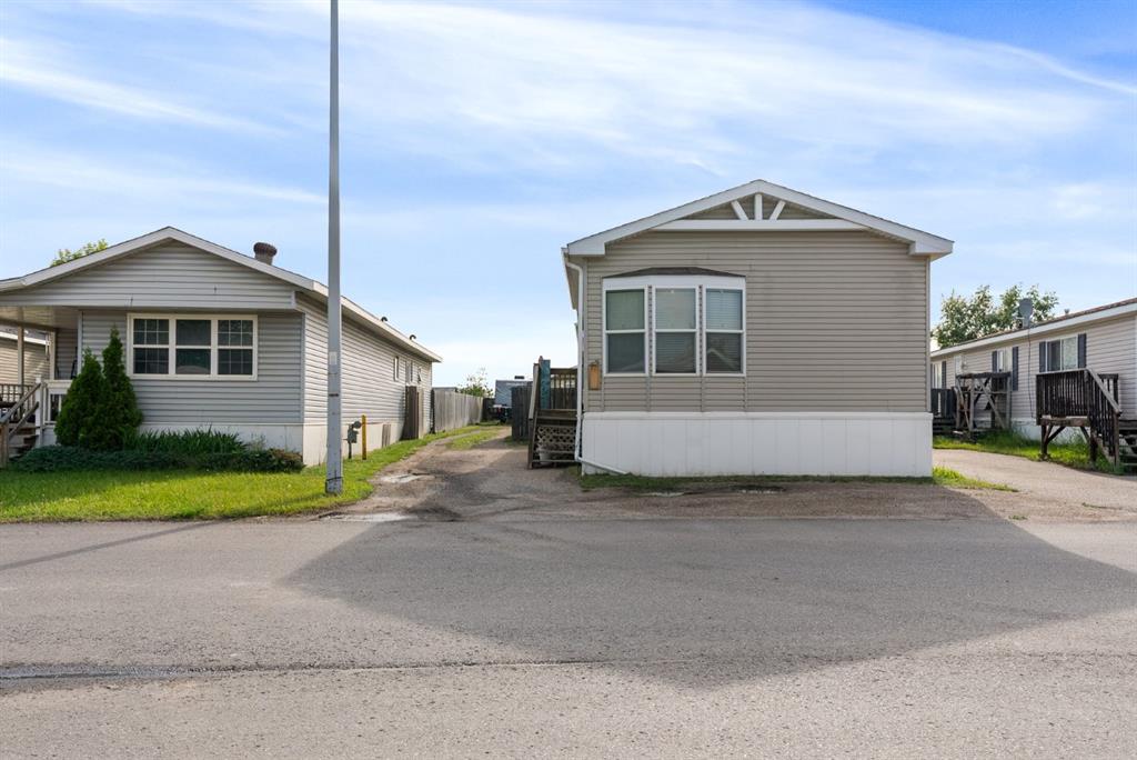 360 GRENFELL Crescent , A2326783, Alberta,