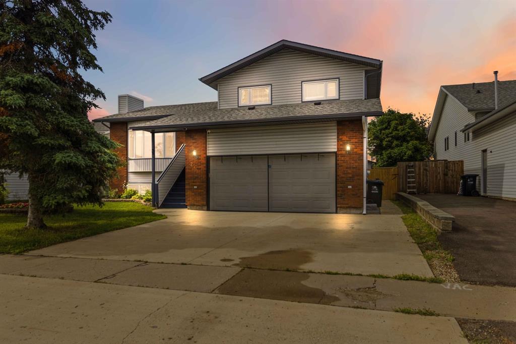 213 Bacon Place , A2326810, Alberta,