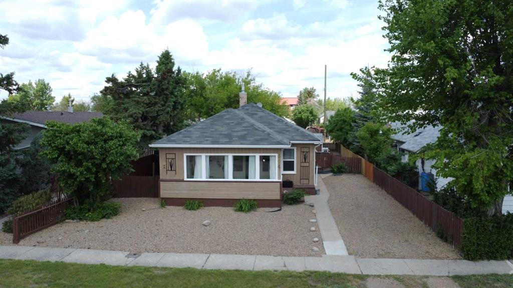 304 5 Avenue E, A2326822, Alberta,