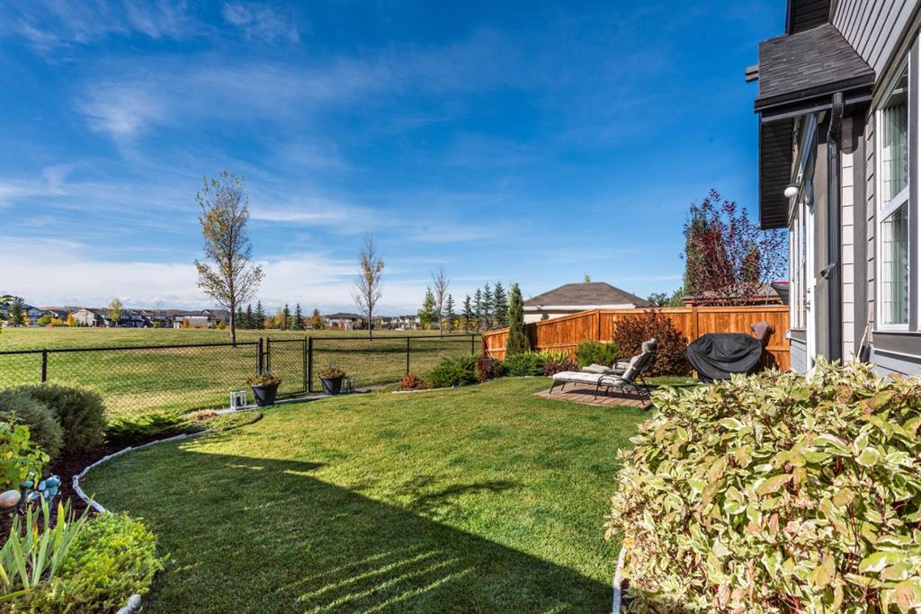 Fourth View of 111 Legacy Glen Park SE, Legacy, Calgary, Alberta, T2X 3Y6
