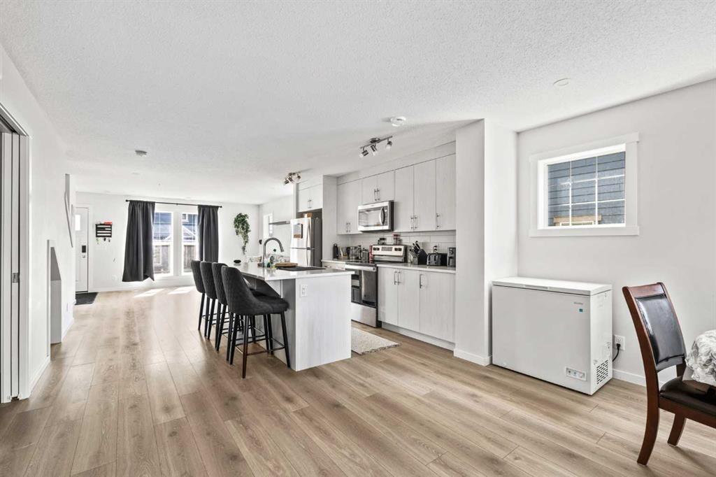 Fourth View of 463 Cranbrook Square SE, Cranston, Calgary, Alberta, T3M3E3