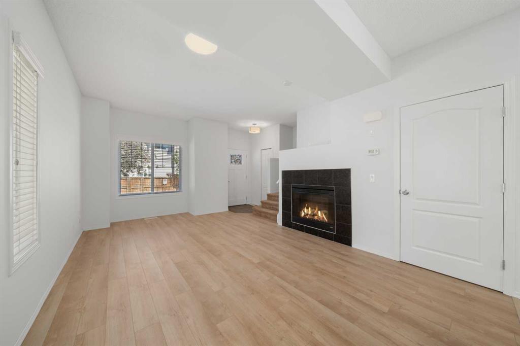 Fourth View of 301 Strathaven Mews , Strathaven, Strathmore, Alberta, T1P 1K3