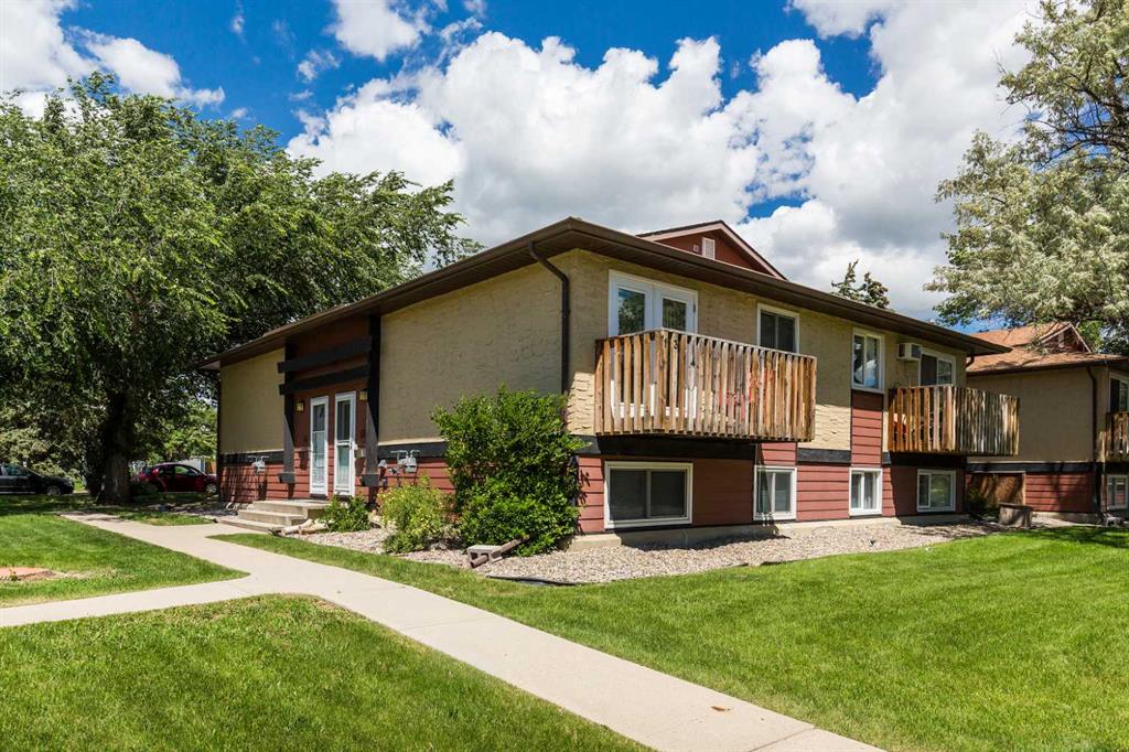 13, 5 Acadia Road W, A2326930, Alberta,