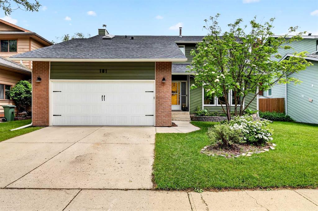 181 Woodhaven Drive , A2326939, Alberta,