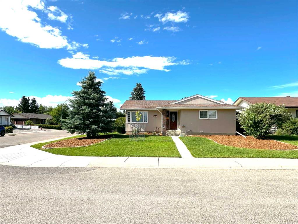 Second View of 129 Greenview Close N, Park Meadows, Lethbridge, Alberta, T1H4K8