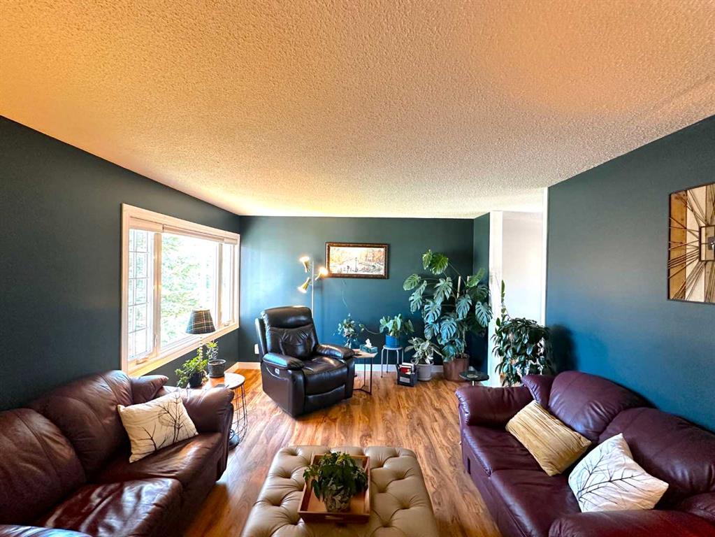 Fifth View of 129 Greenview Close N, Park Meadows, Lethbridge, Alberta, T1H4K8
