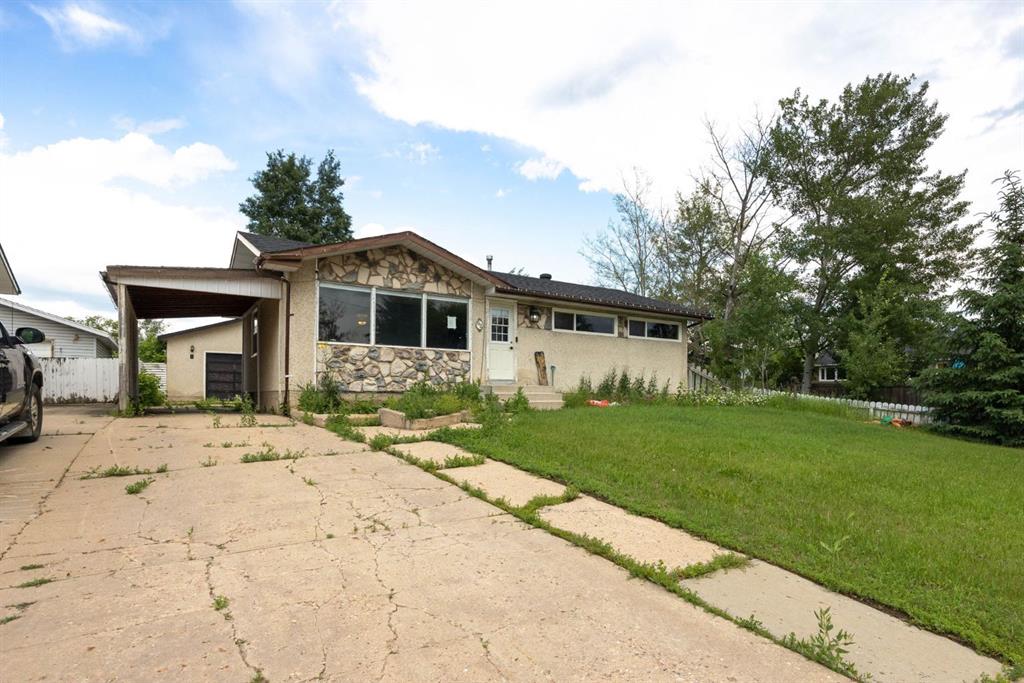 MLS® listing #113842525 for sale located at 2 Moberly Crescent 