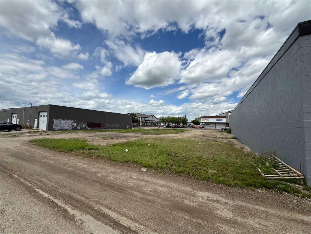 Fourth View of 9821/23/25 97 Avenue , Central Business District, Grande Prairie, Alberta, T8V 0M9