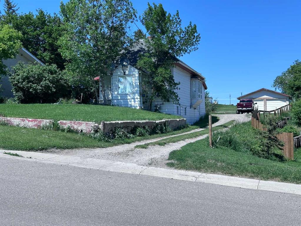 Third View of 61 2 Avenue E, NONE, Cardston, Alberta, T0K0K0