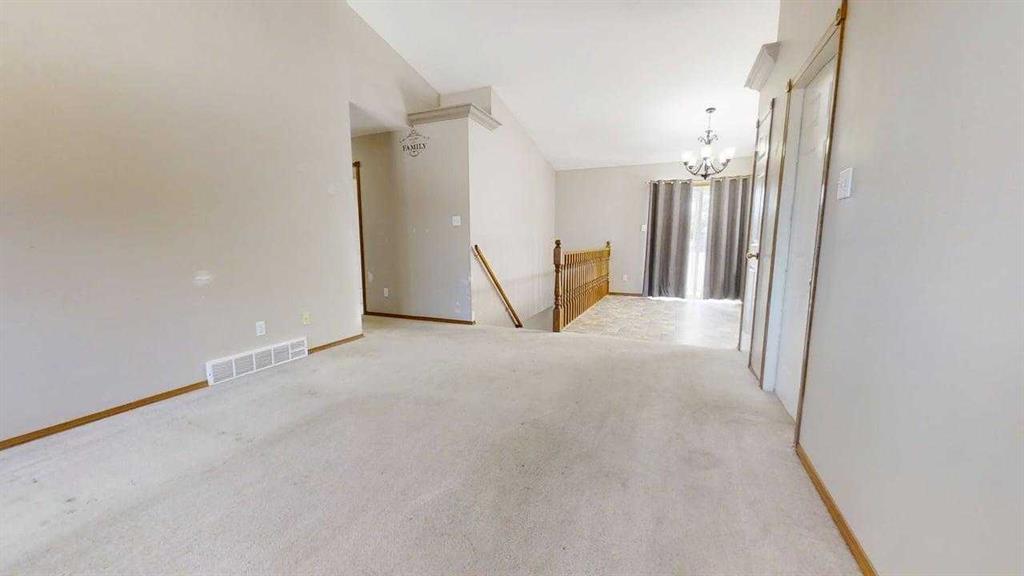 Fourth View of 42 Mt Backus Crescent W, Mountain Heights, Lethbridge, Alberta, T1K 6P6