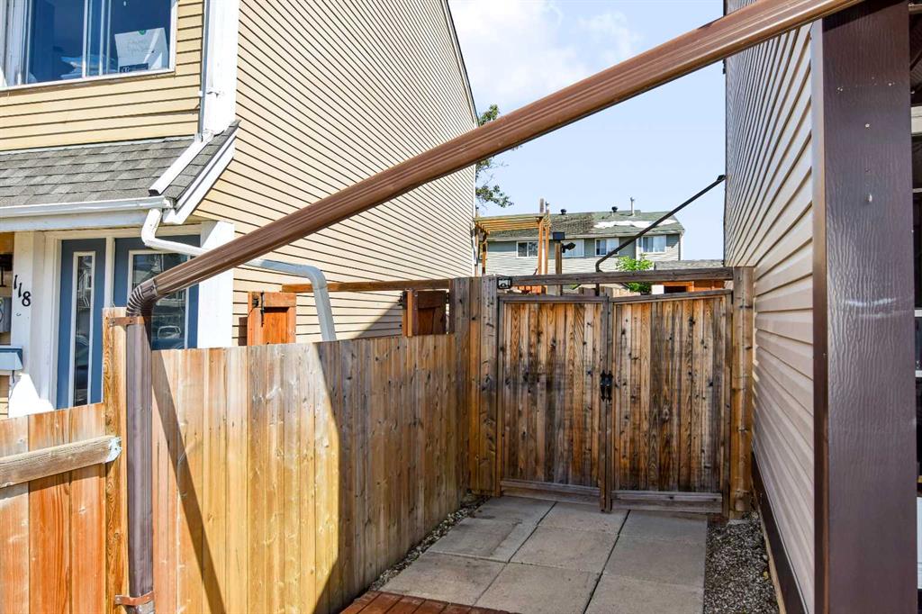 Fourth View of 116 Williscroft Place , Thickwood, Fort McMurray, Alberta, T9H 4P7