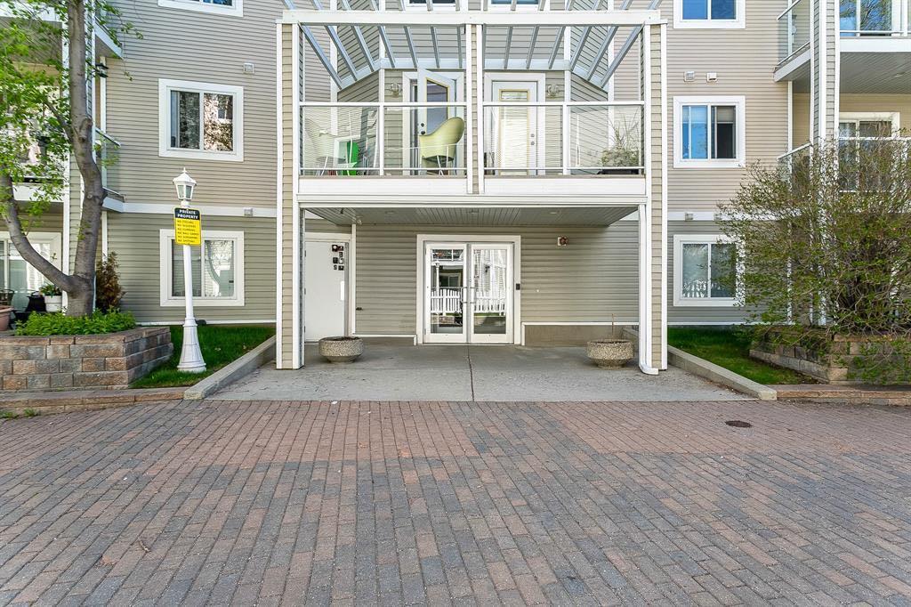 Second View of 305, 290 Shawville Way SE, Shawnessy, Calgary, Alberta, T2Y 3Z9