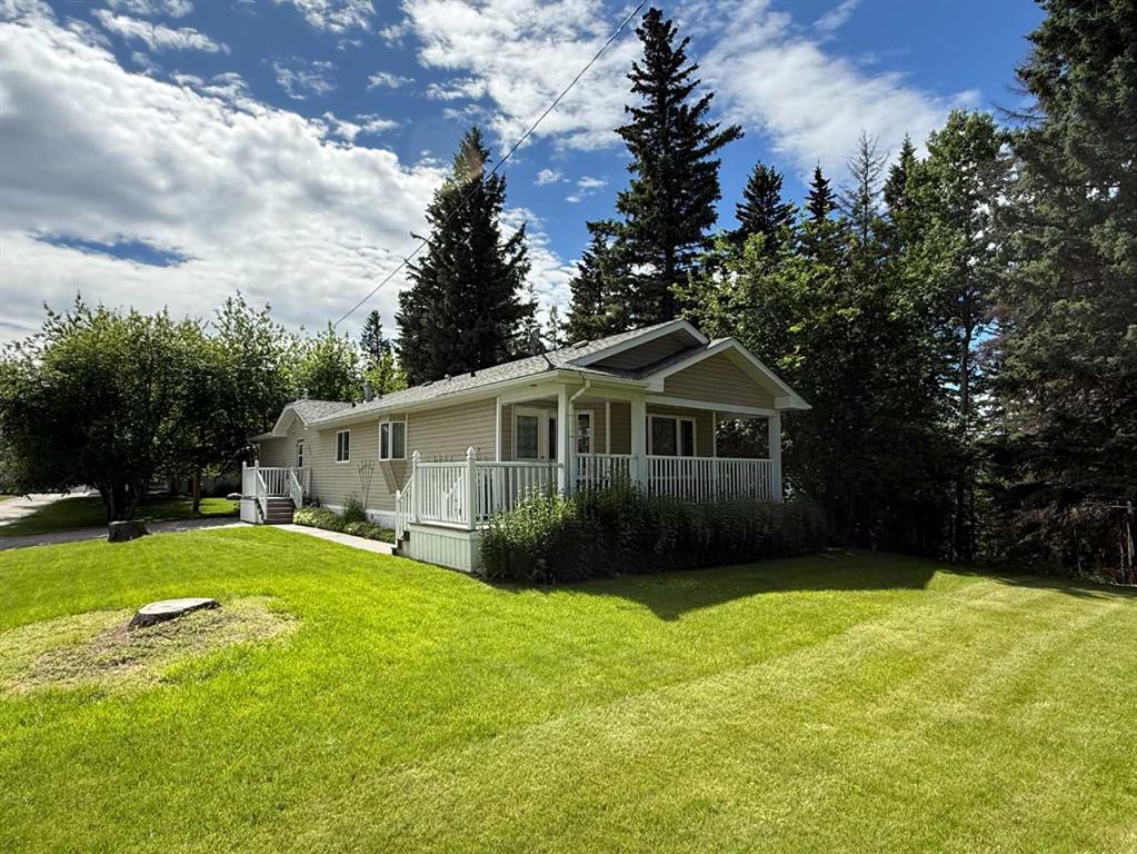 434, 700 Carmichael Lane , A2327261, Alberta,