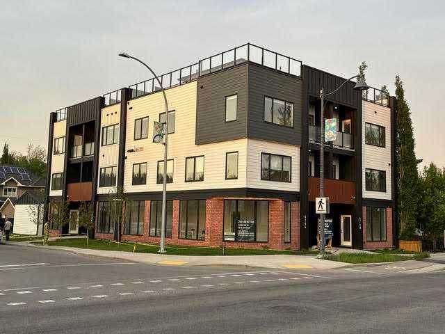 4744 Bowness Road , A2327263, Alberta,