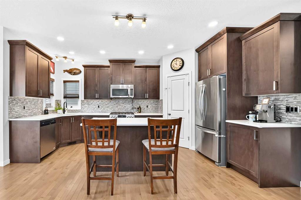 Fourth View of 16 Sunrise Crescent , Sunset Ridge, Cochrane, Alberta, T4C0Z6