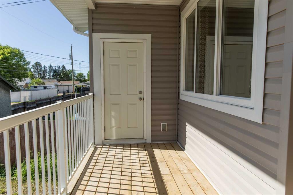 Third View of 2, 4729 49 Street , NONE, Drayton Valley, Alberta, T7A 1J1