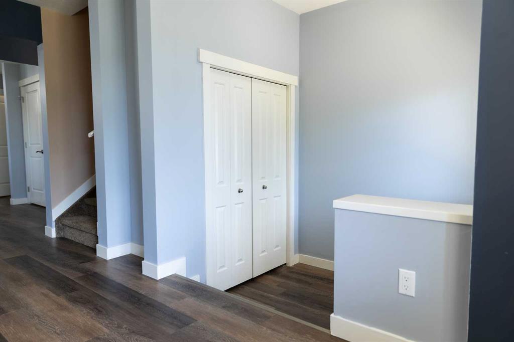 Fifth View of 2, 4729 49 Street , NONE, Drayton Valley, Alberta, T7A 1J1