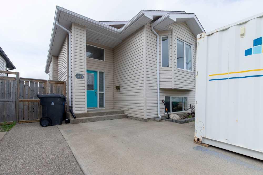 48 Blackfoot Court W, A2327296, Alberta,