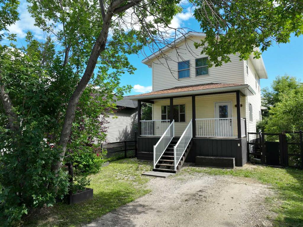Second View of 906 3 Avenue , NONE, Beaverlodge, Alberta, T0H0C0