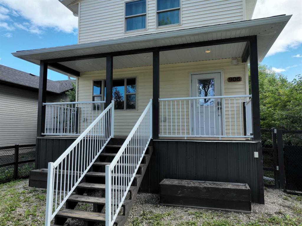Fourth View of 906 3 Avenue , NONE, Beaverlodge, Alberta, T0H0C0