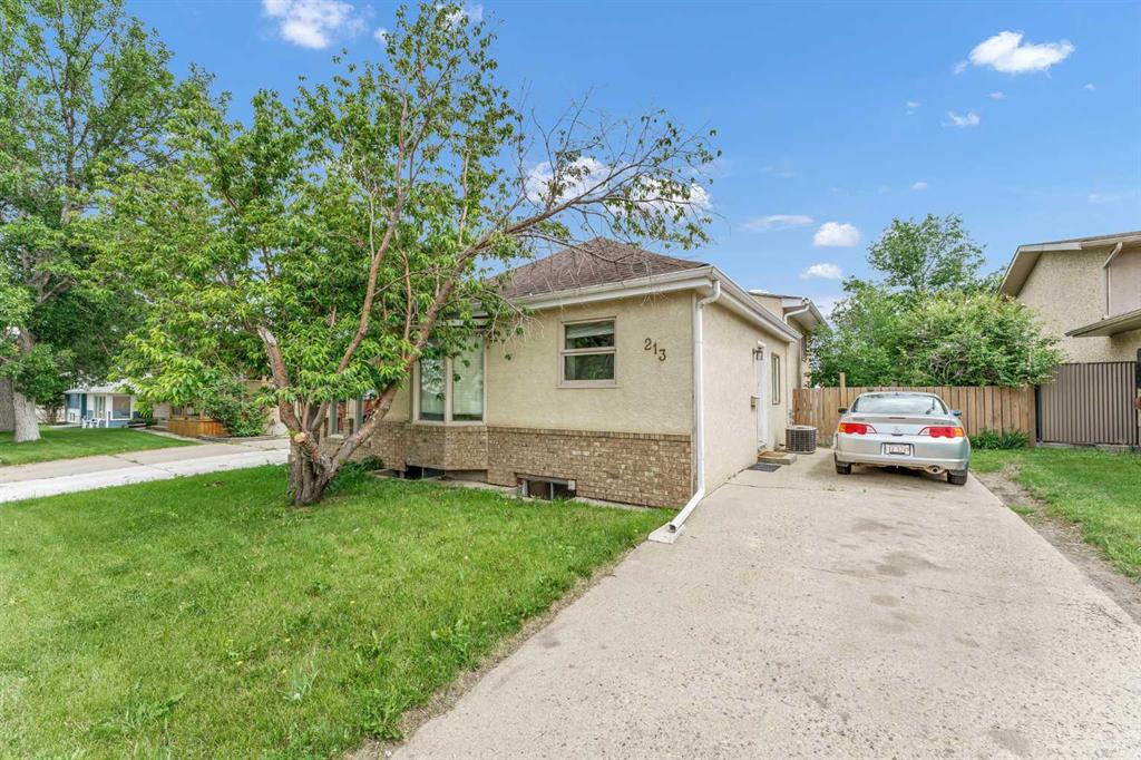 Third View of 213 6 Street SE, NONE, Redcliff, Alberta, T0J 2P0