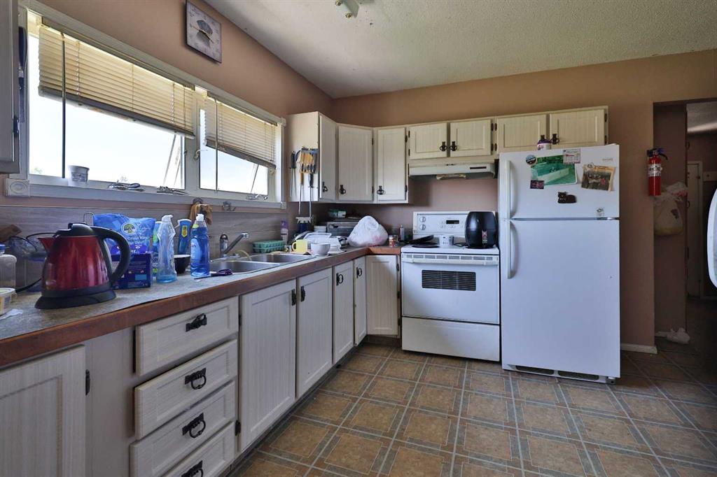 Fourth View of 218 3A Street , NONE, Stirling, Alberta, T0K 2E0