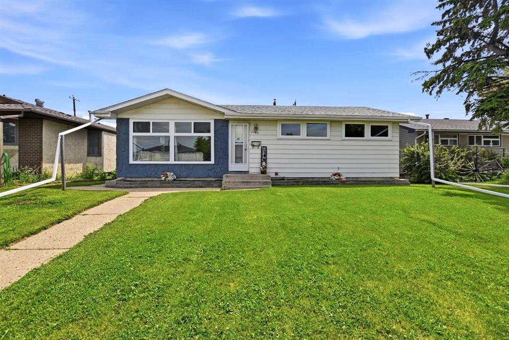 Third View of 5745 35 Street , West Park, Red Deer, Alberta, T4N 0S5