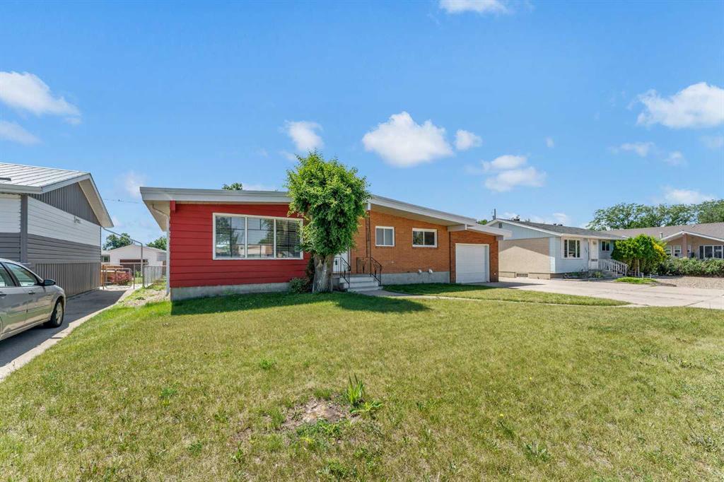 Fourth View of 561 12 Street NW, Northwest Crescent Heights, Medicine Hat, Alberta, T1A6R3