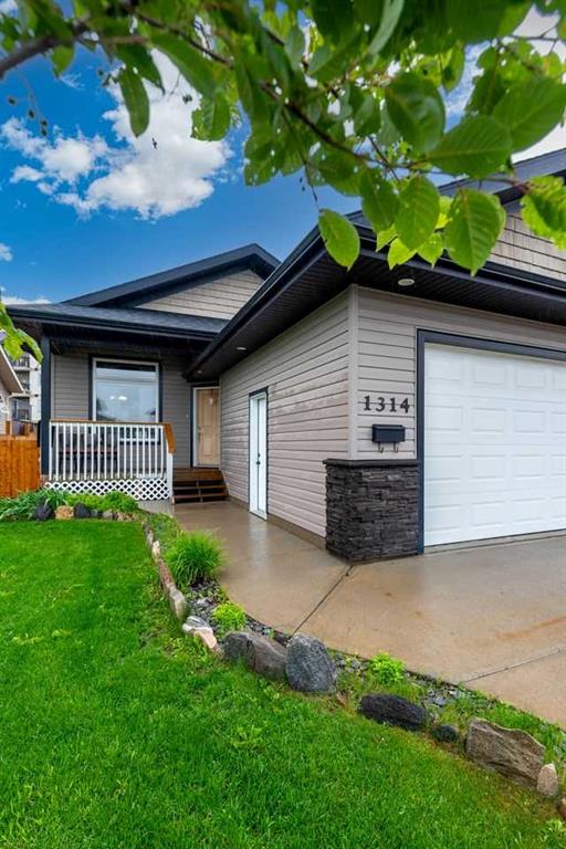 Fourth View of 1314 47A Avenue , Wallacefield, Lloydminster, Saskatchewan, S9V 2G6