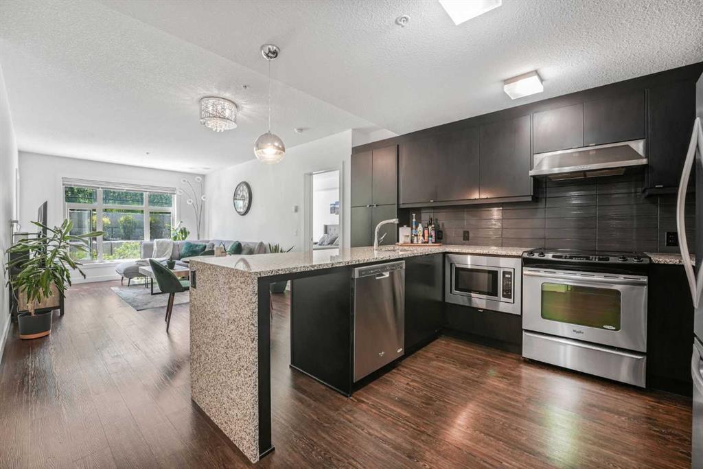 111, 25 Aspenmont Heights SW, A2327471, Alberta,