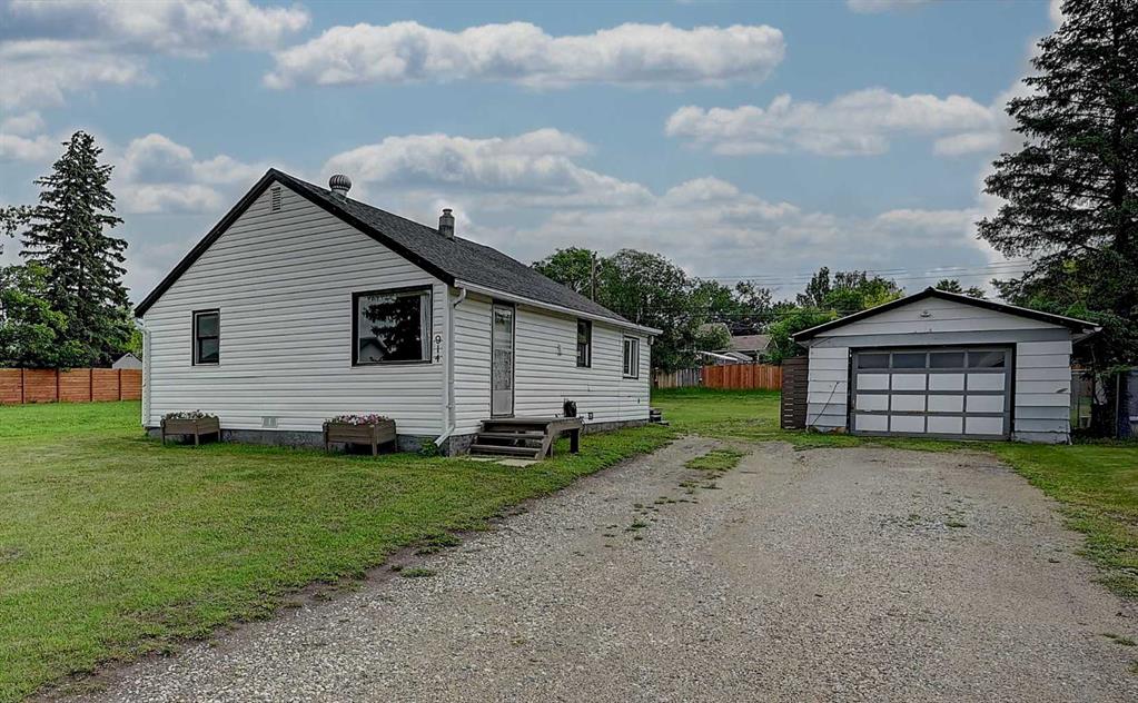 914 6 Avenue , A2327472, Alberta,