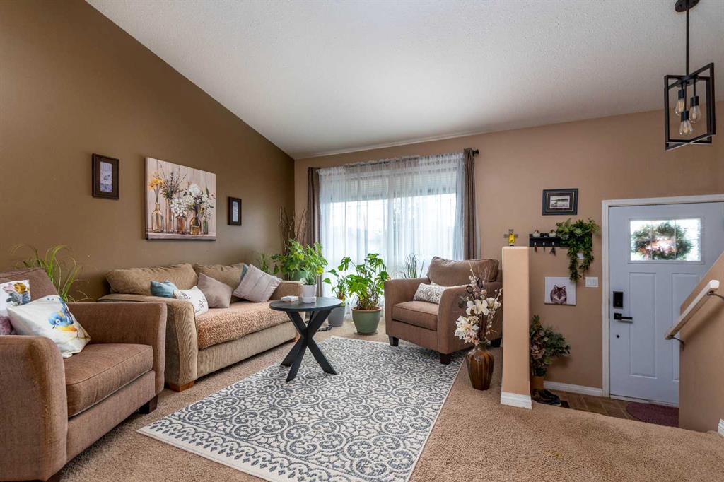 Fourth View of 2205 51 Avenue , College Park, Lloydminster, Alberta, T9V 3H4