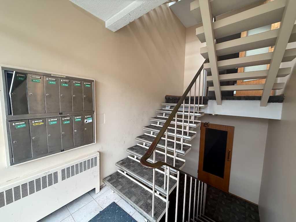 Fourth View of 1803 9 Street SW, Lower Mount Royal, Calgary, Alberta, T2T 3C1