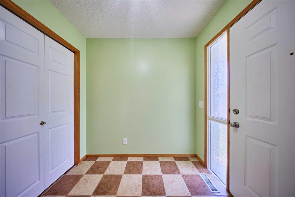 Fourth View of 9683 Hidden Valley Drive NW, Hidden Valley, Calgary, Alberta, T3A 5P8