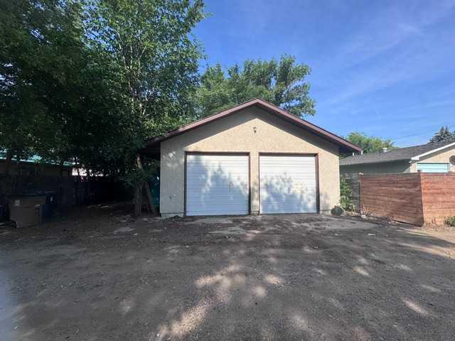 Third View of 508 Centre Street , Central, Brooks, Alberta, T1R 0G3