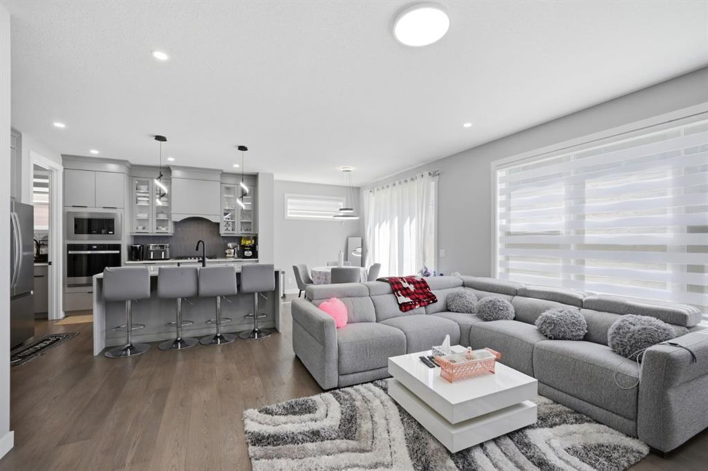 Fifth View of 79 amblefield Grove NW, Moraine, Calgary, Alberta, T3P 2K1