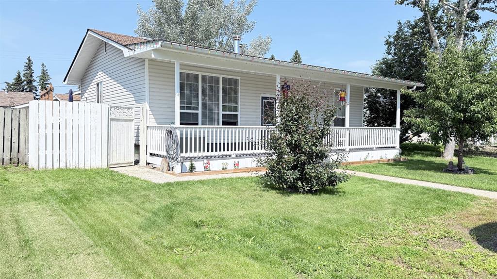 90 4 Street E, A2327647, Saskatchewan,