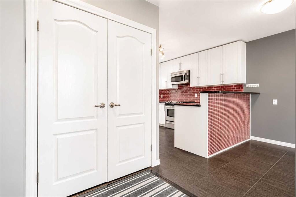Fifth View of 808 2 Avenue W, West End, Brooks, Alberta, T1R 0B6