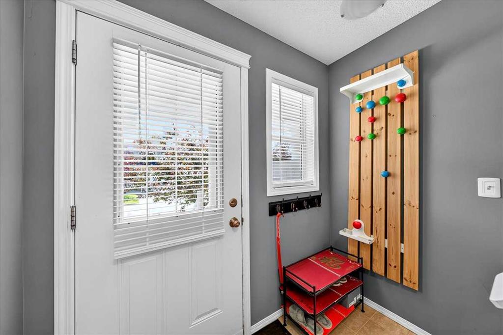 Fourth View of 76 Country Village Lane NE, Country Hills Village, Calgary, Alberta, T3K 0E7