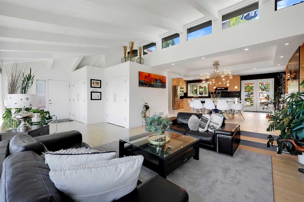 Fourth View of 1718 12 Avenue NW, Hounsfield Heights/Briar Hill, Calgary, Alberta, T2N1J2
